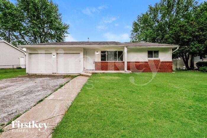 Primary Photo - 5807 Oliver Ave