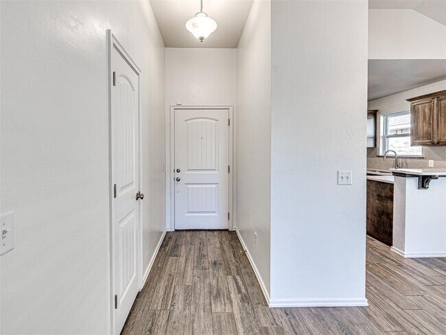 Foto del edificio - 3012 NW 184th Terrace