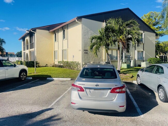 Foto del edificio - 3561 Pine Needle Dr