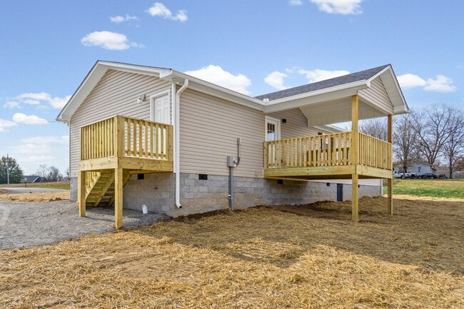 Foto del edificio - 5445 Window Cliff Rd