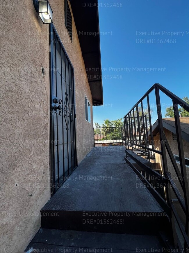 Building Photo - 1115 9th St