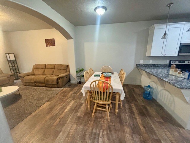 Foto del edificio - 699 E 355 N