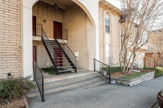 Photo - 15926 Stillwood St Apartment