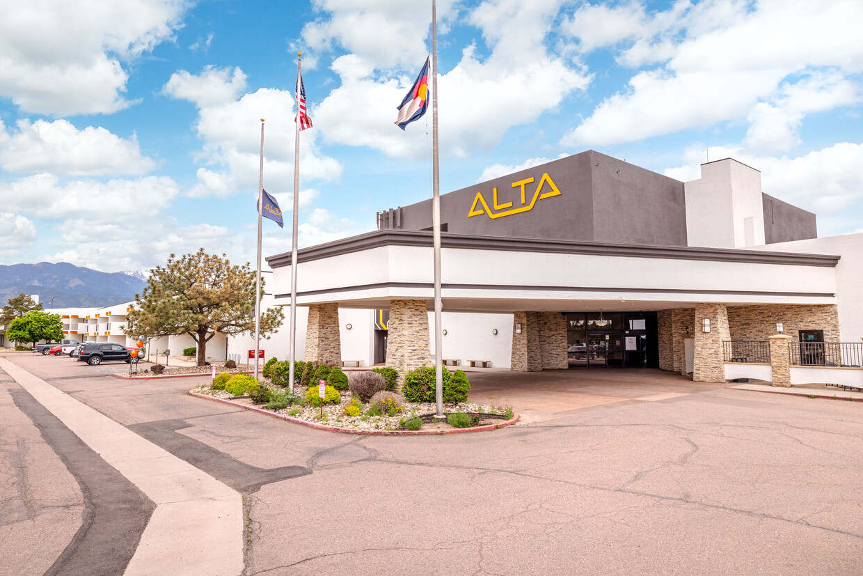 Primary Photo - Alta Apartments