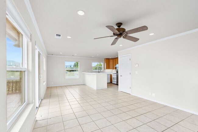 Foto del edificio - 2 Bedroom, 2 Bath Home with Vineyard Views on a Gated 11-Acre Property