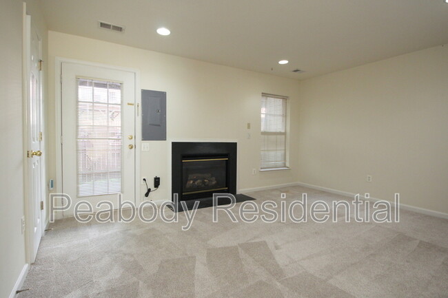 Foto del edificio - 8442 Hallie Rose St