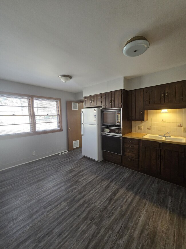 Foto del edificio - 3003 E Funston St