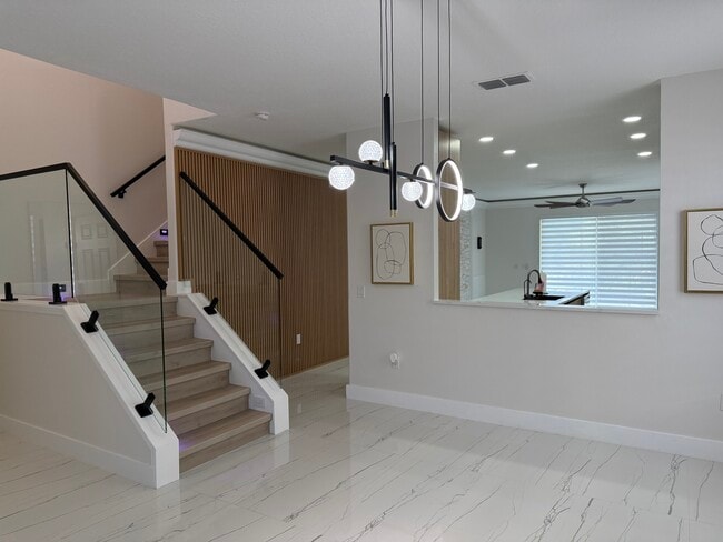 Foto del edificio - 5380 Oakbourne Ave