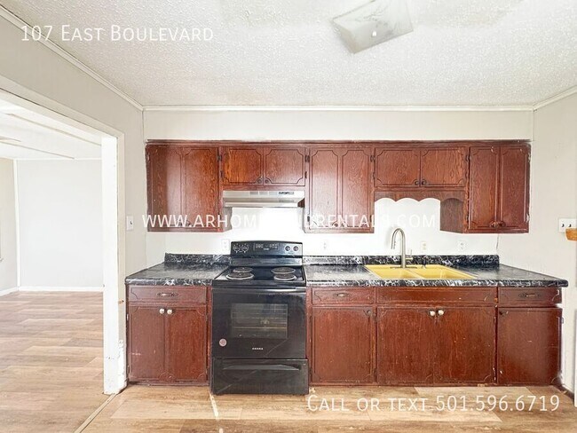 Foto del edificio - 107 East Blvd