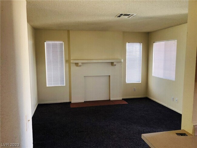 Building Photo - 920 Snug Harbor St