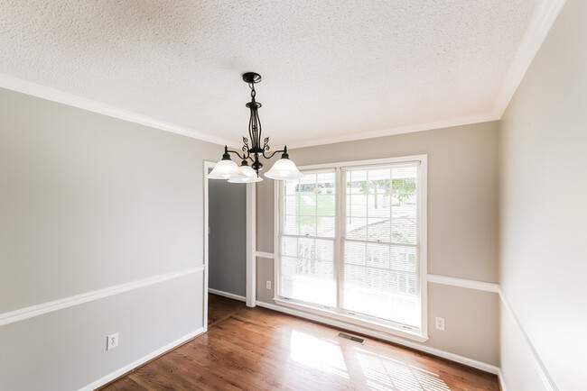 Building Photo - Stunning Three Bedroom in Alabaster