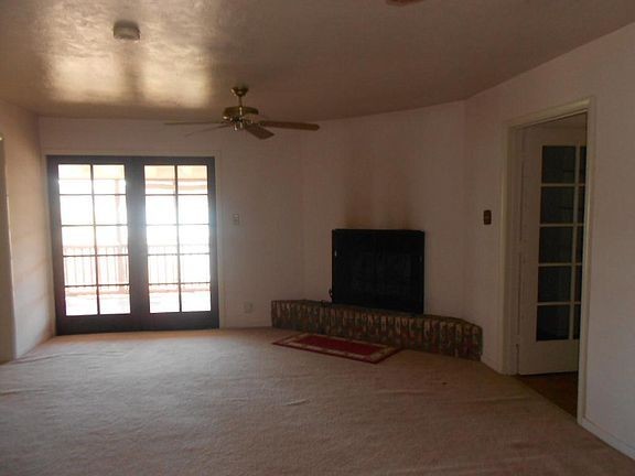 Building Photo - Charming 2 BDR.2 BAR. for rent