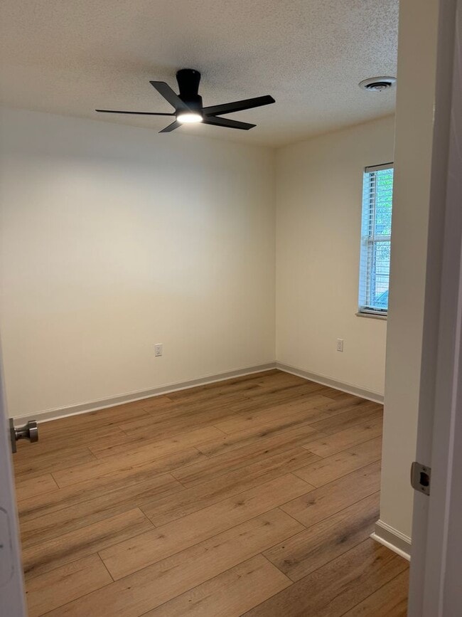 Foto del edificio - 5010 Trace Manor Ln