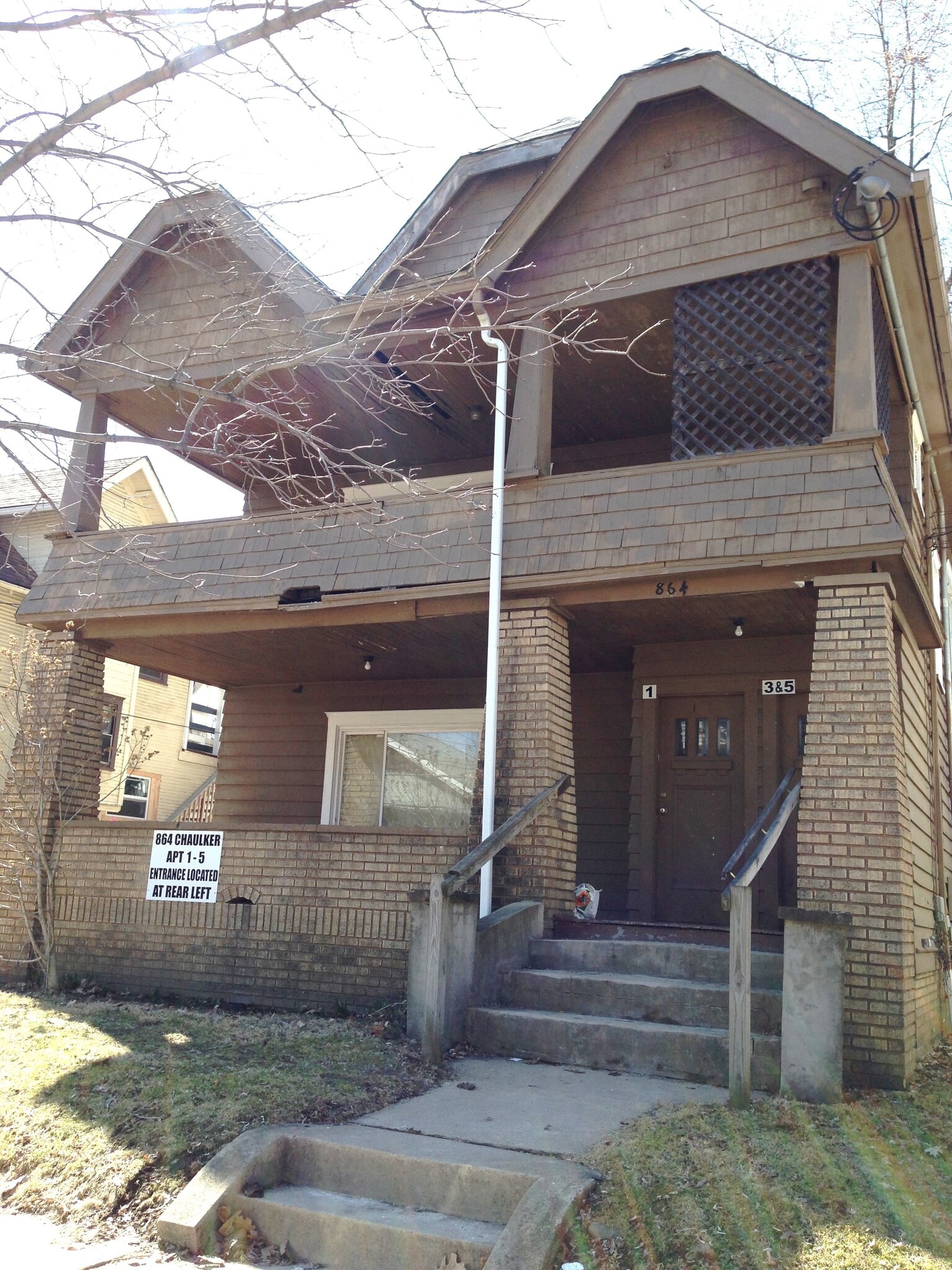 864 Chalker St Akron, OH 44310 – photo 2