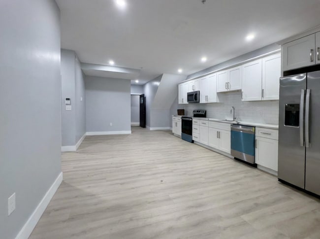 Foto del edificio - 83 Essex St