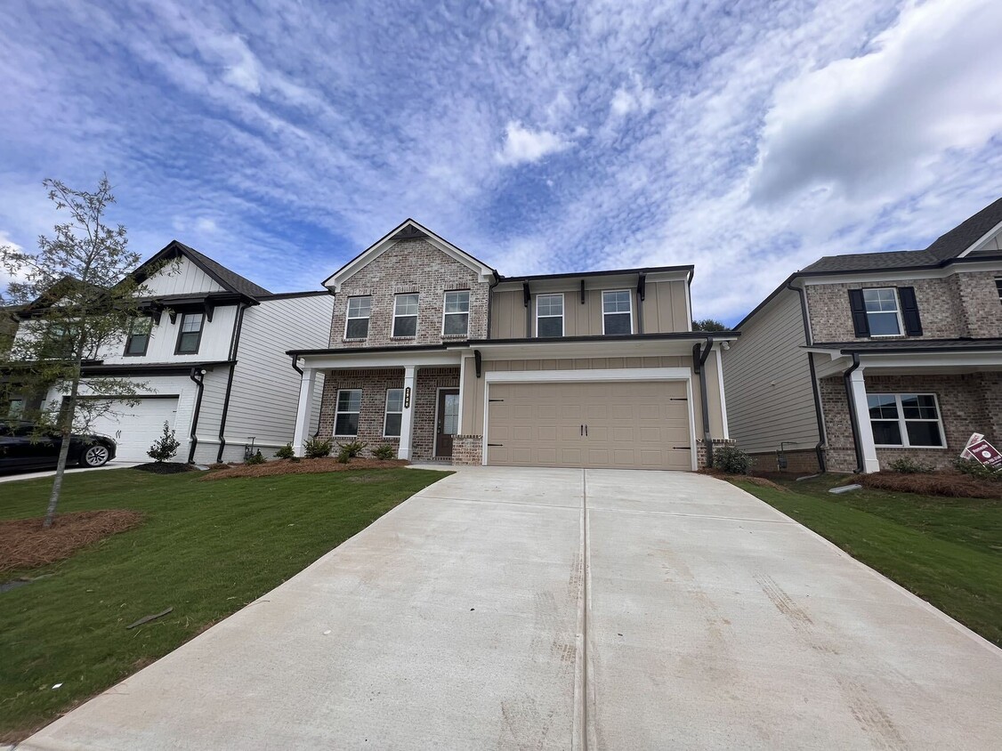 2900 Westgate Pk Dr, Loganville, GA 30052 House Rental in Loganville