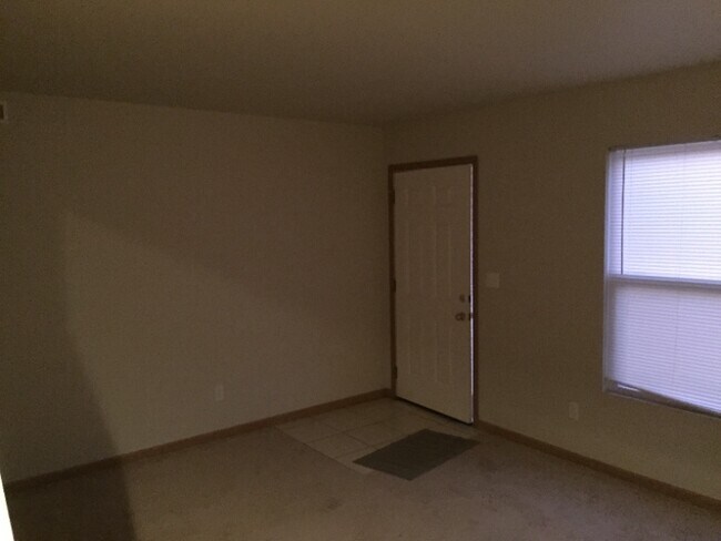 Foto del edificio - 1250 Rockridge Ln