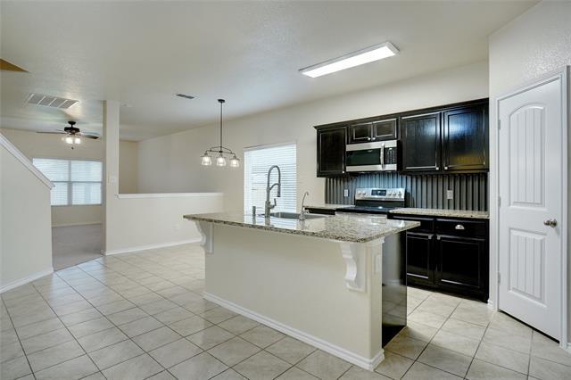 Building Photo - 644 River Rock Rd