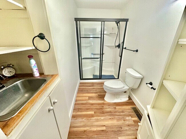 Foto del edificio - 243 Love St