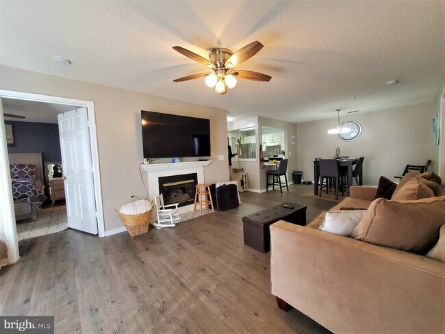 Building Photo - 15313 Diamond Cove Terrace