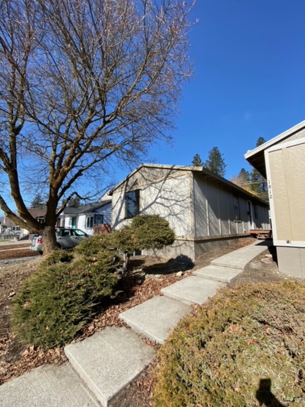 Primary Photo - 1814 W Cleveland Ave