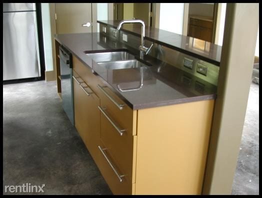 Building Photo - 3 br, 2 bath House - 1124 Chicon A Unit A