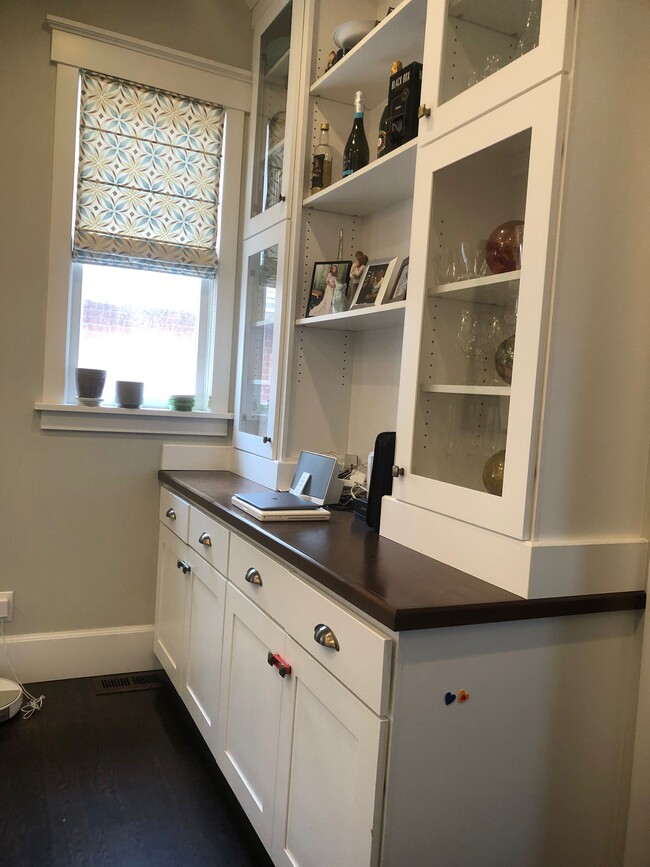 Foto del edificio - 218 M St