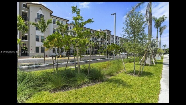 Foto del edificio - 7850 Pasadena Blvd