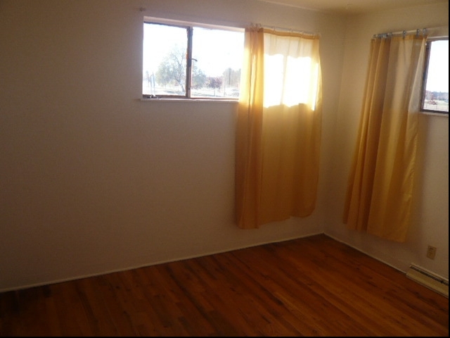 Foto del edificio - 8965 E 11th Ave