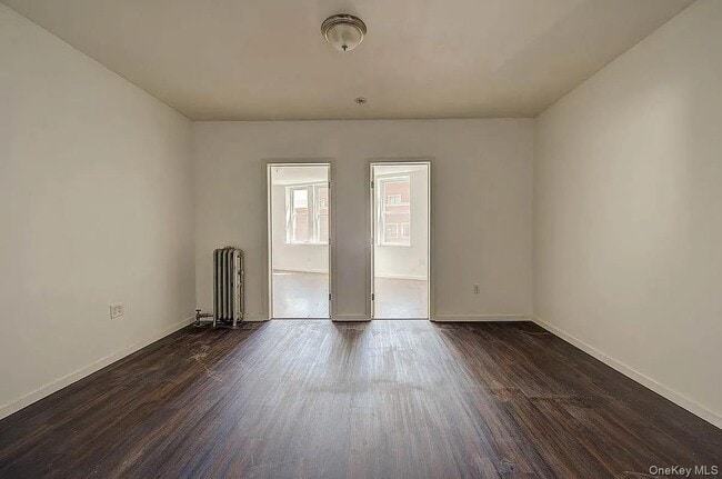 Building Photo - 72-47 Metropolitan Ave