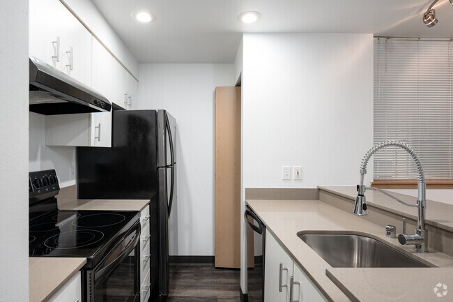 Foto del interior - Interlake Place