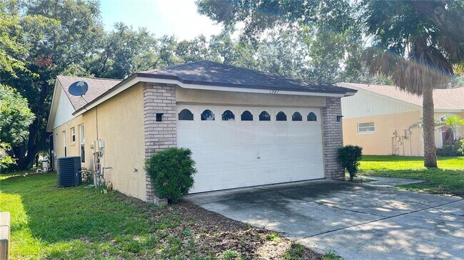 Foto del edificio - 1547 Oak Hill Trail
