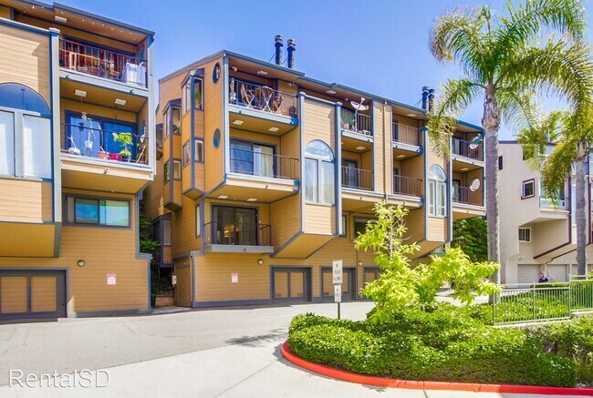 Foto del edificio - 2 br, 2.5 bath House - 811 Kalpati Cir., A...