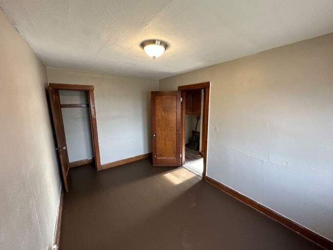 Building Photo - 3301-3303 N 29th St. (4 Units)
