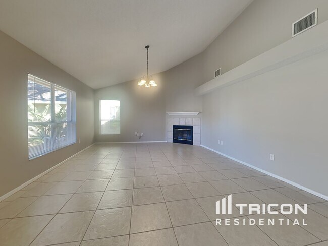 Building Photo - 1410 Cloverfield Drive Brandon FL