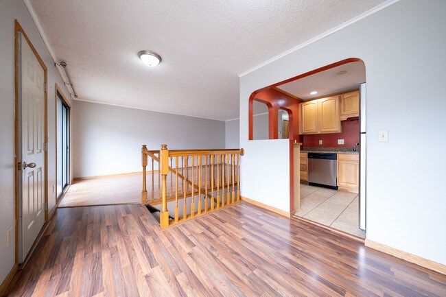 Building Photo - 2708 Terraceview Ct