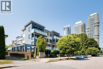 Building Photo - 6533-6533 McKay Ave