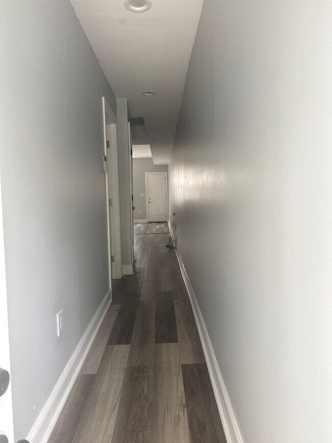 Foto del edificio - Three Bedroom house in Baltimore