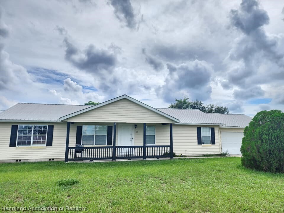 1731 W Batavia Rd, Avon Park, FL 33825 House Rental in Avon Park, FL