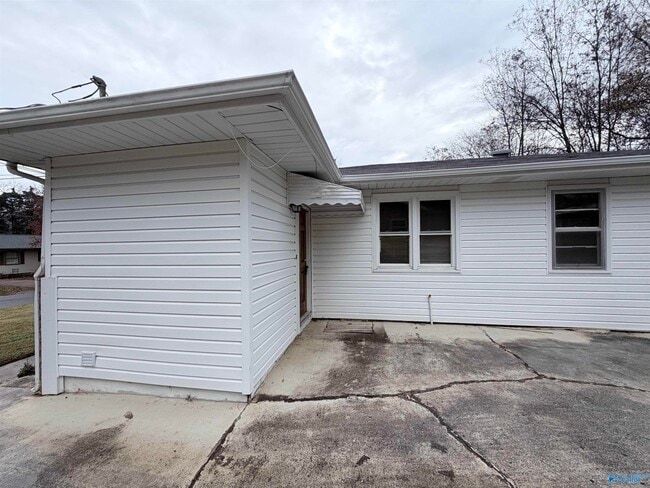 Building Photo - 4207 Concord Rd NW