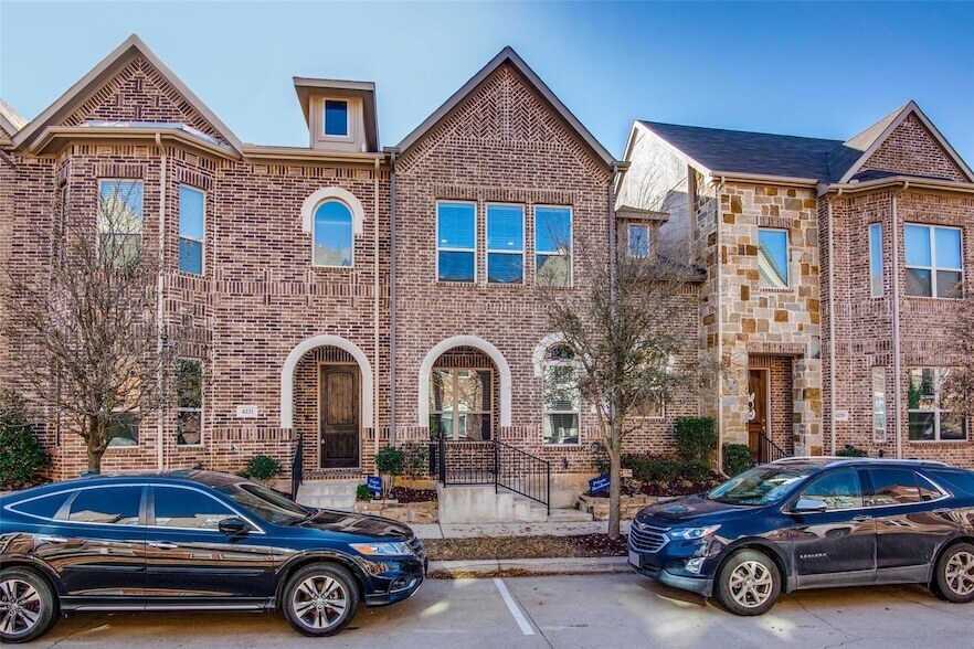 Foto principal - 4225 Broadway Ave