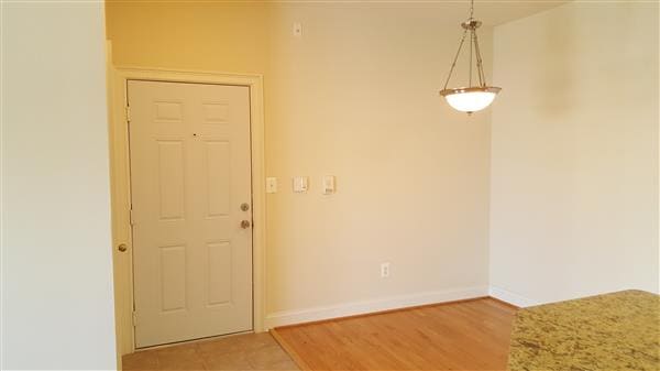 Building Photo - 2712 Gresham Way
