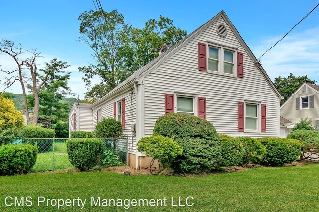 Building Photo - 5 br, 2 bath House - 520 Oakridge Ave.