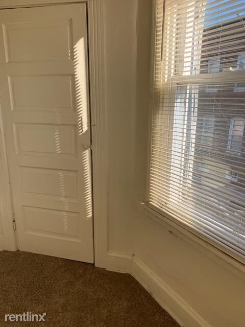 Foto del edificio - 2300 N Fulton Ave