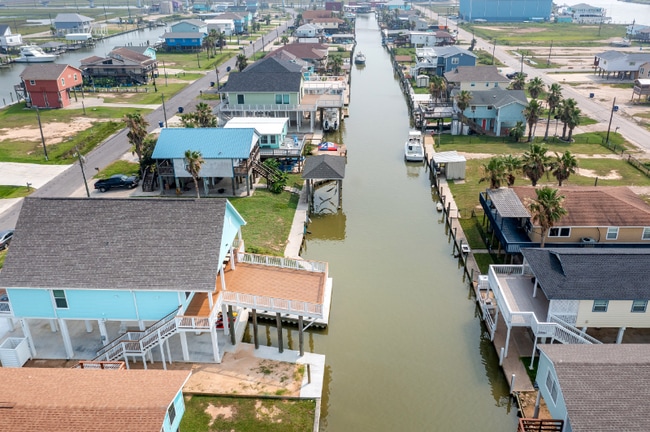Foto del edificio - 413 Pompano Ln