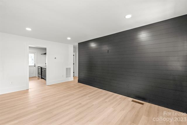 Foto del edificio - 2318 Marlowe Ave