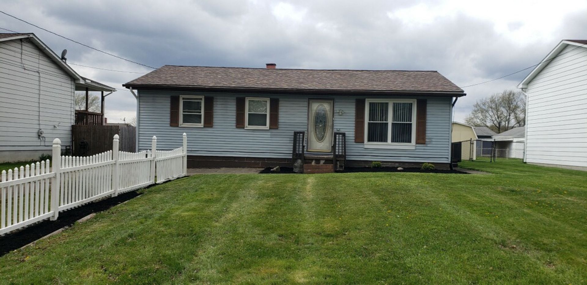 2603 Walnut St Girard, OH 44420 – photo 1
