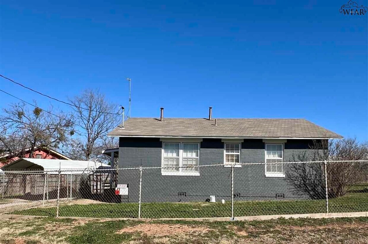 Primary Photo - 1063 W Wenonah Blvd