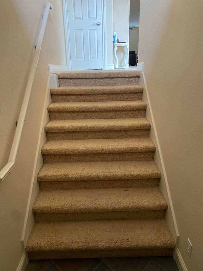 Foto del edificio - Well maintained 3 Bedroom, 2.5 Bath Condo ...