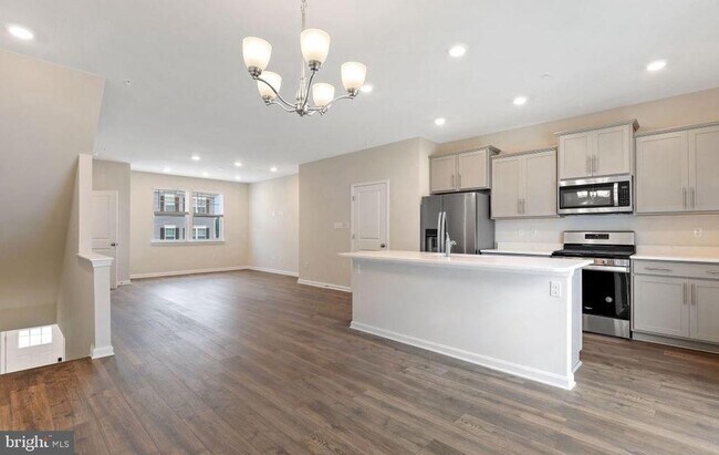 Building Photo - 7104 Delegate Pl